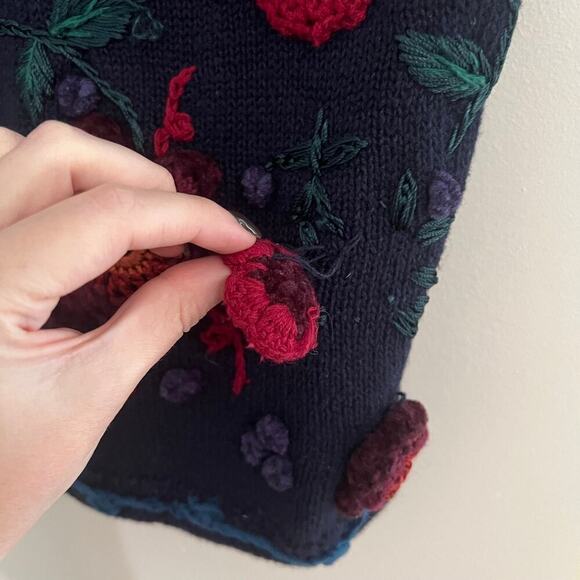 Vintage Erika Ramie Cotton Blend Crochet Floral Button Front Vest Cottagecore - Picture 2 of 9